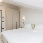 Penthouse With Pool Apartmán