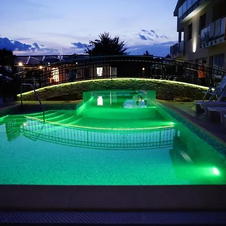 Penthouse With Pool