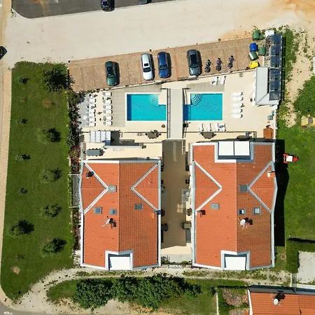 Penthouse With Pool
